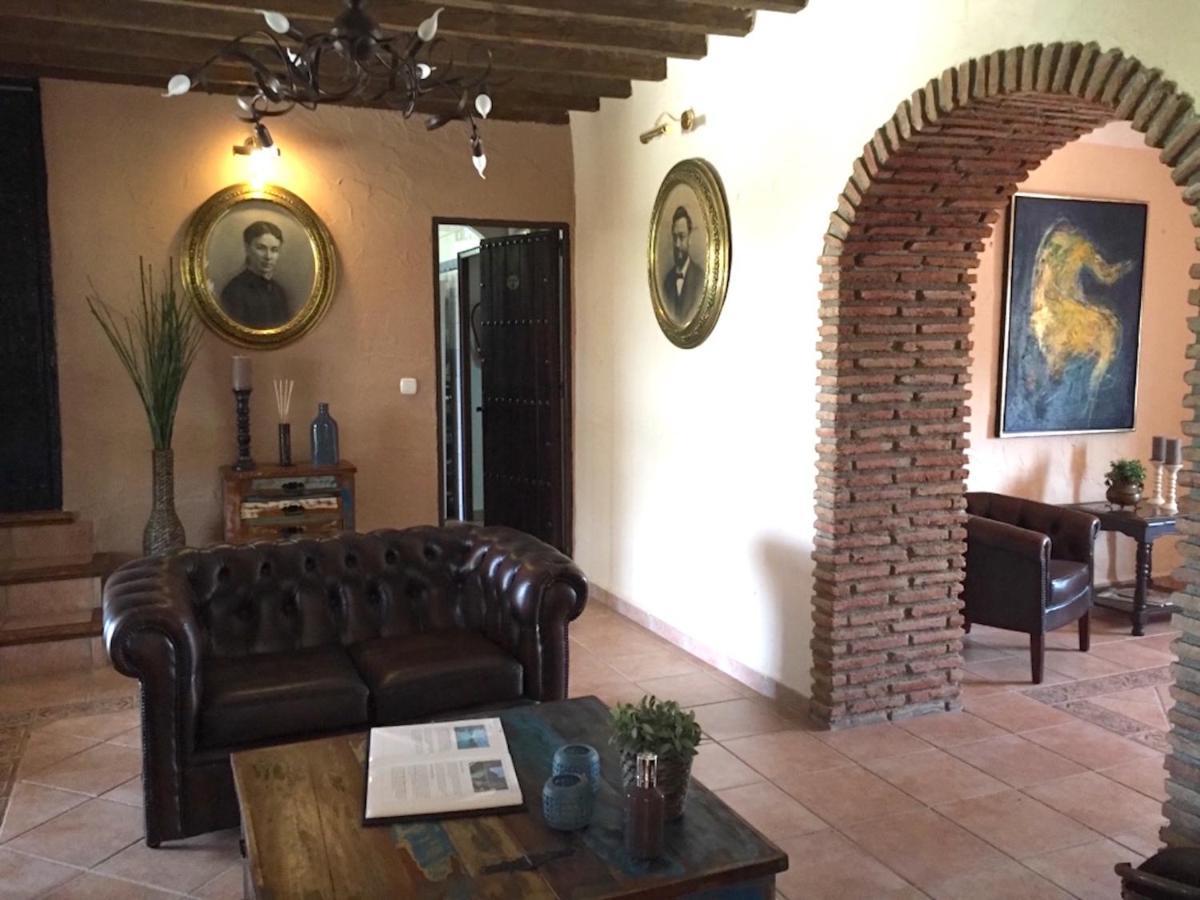 Boutique Cortijo Valverde Nocleg ze śniadaniem *